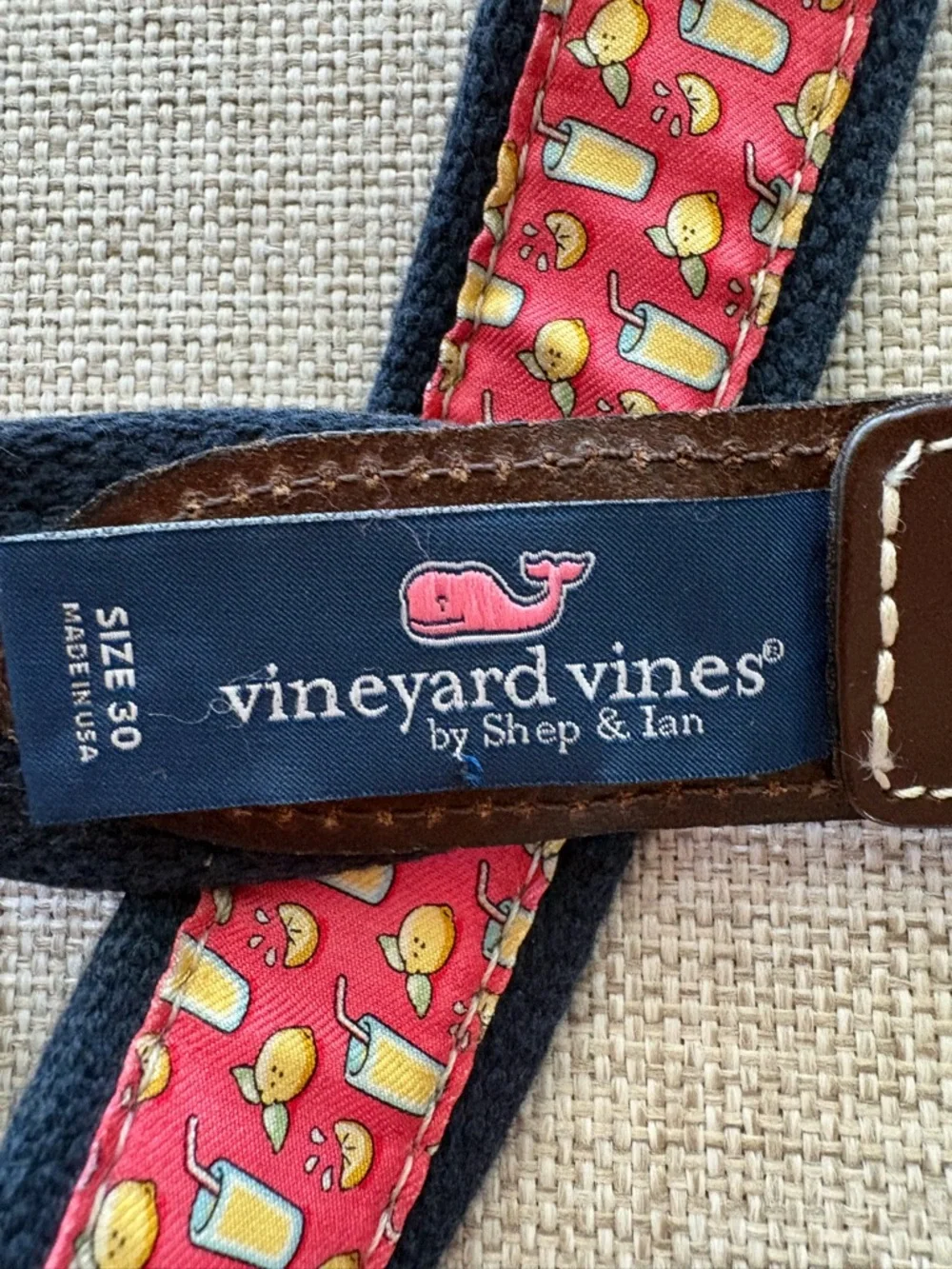 Vineyard Vines Leather & Canvas Club Belt – Pink Lemonade Print | Size 30